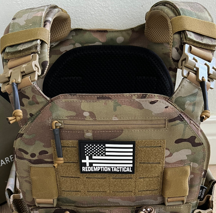 Redemption Tactical Crusader 2.0® l St. Michael FULL ARMOR KIT COMBO PACKAGE with Crusader 2.0 +IFAK Medical Kit + LEVEL IV  (2) 10x12 Front/Back Plates (2) 6x8 Side Plates (Level III PE)