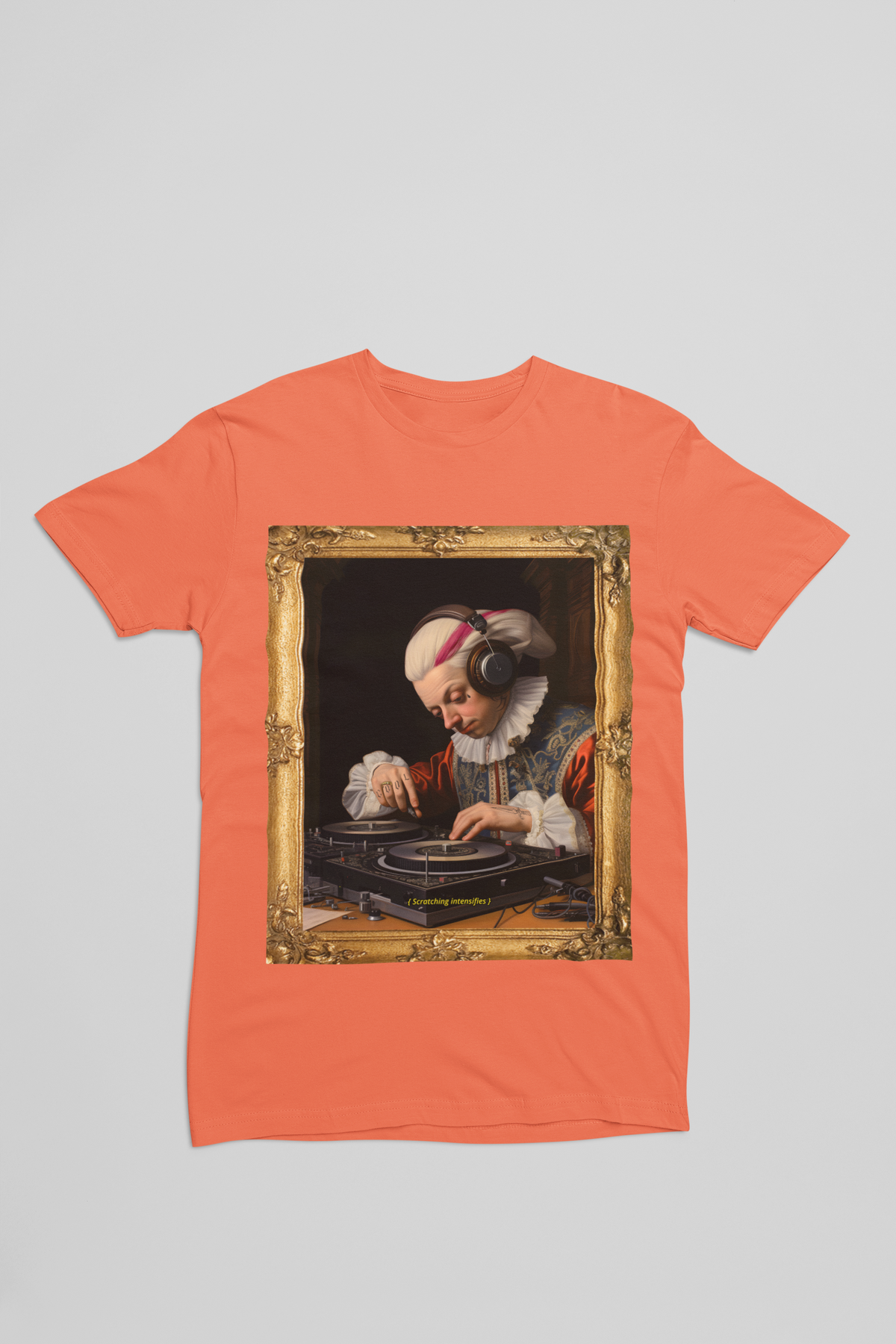 Vintage Gold Frame and Classical DJ T-shirt 👀💕